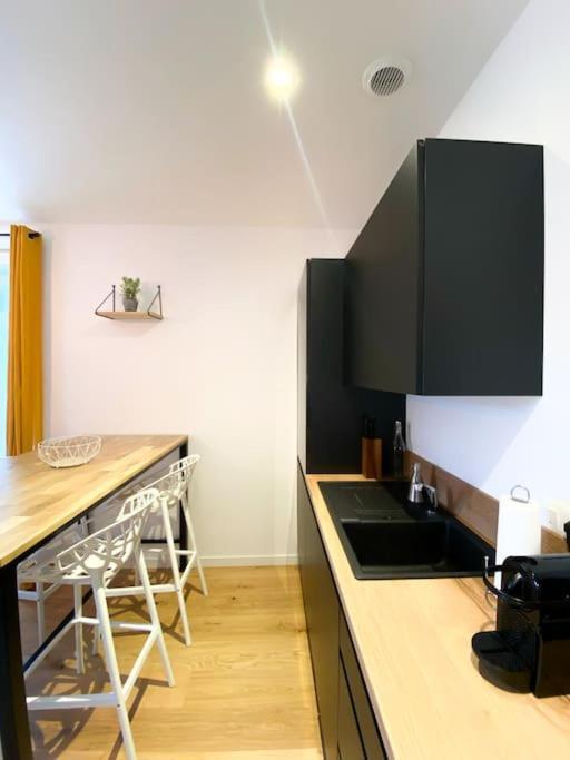 Apartament The Sunny ¤ Terrasse ¤ Proche Centre ¤ Parking ¤ Wifi Amiens Zewnętrze zdjęcie